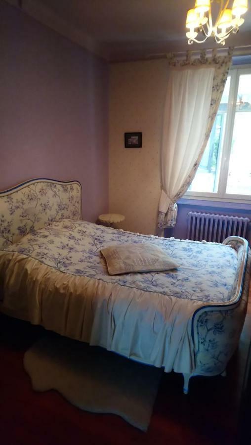 Chez Charlotte Et Michel Apartment Brassac  Екстериор снимка