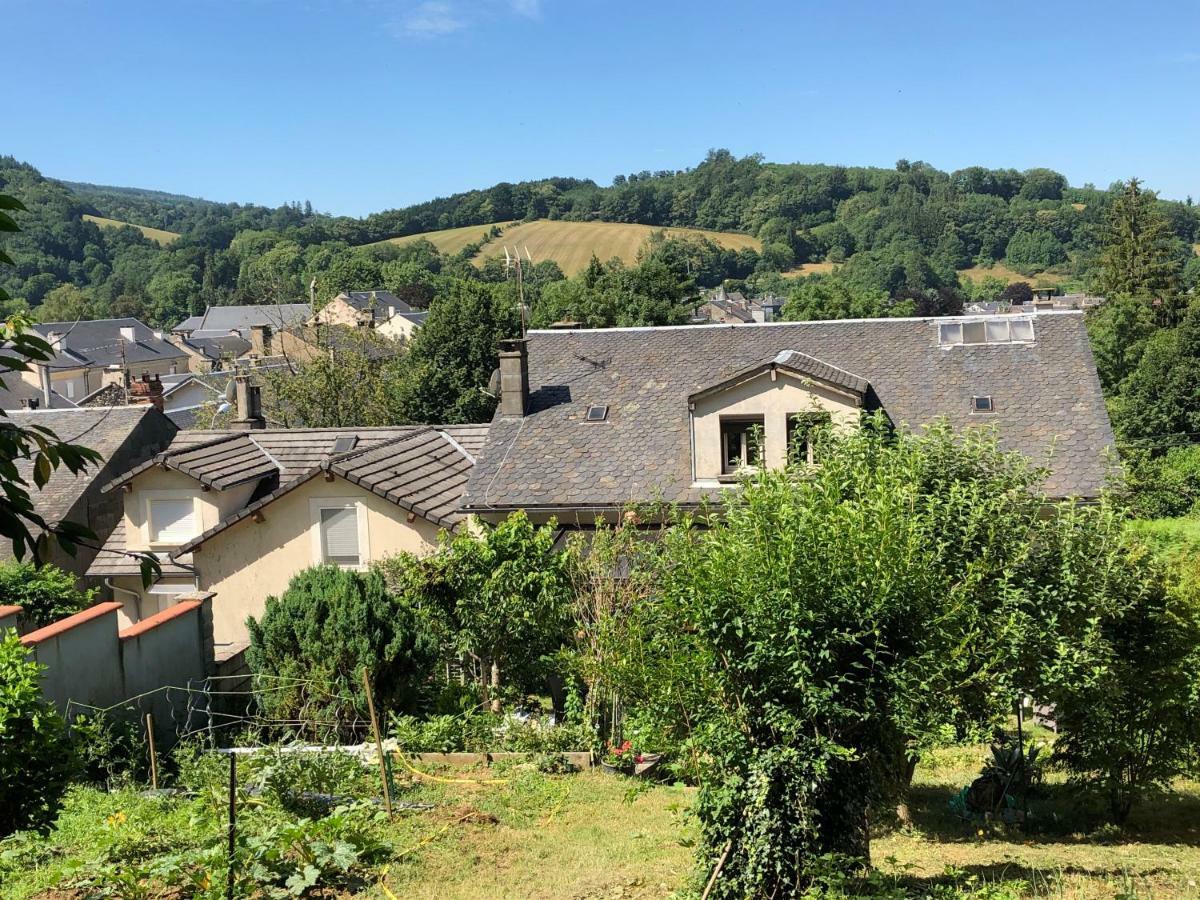 Chez Charlotte Et Michel Apartment Brassac  Екстериор снимка